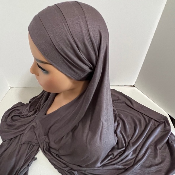 Hijab Made in Dubai UAE One Piece Ties Behind your head - Picture 2 of 11
